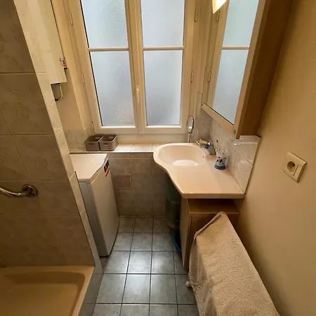 Proche Pere Lachaise Appartement *